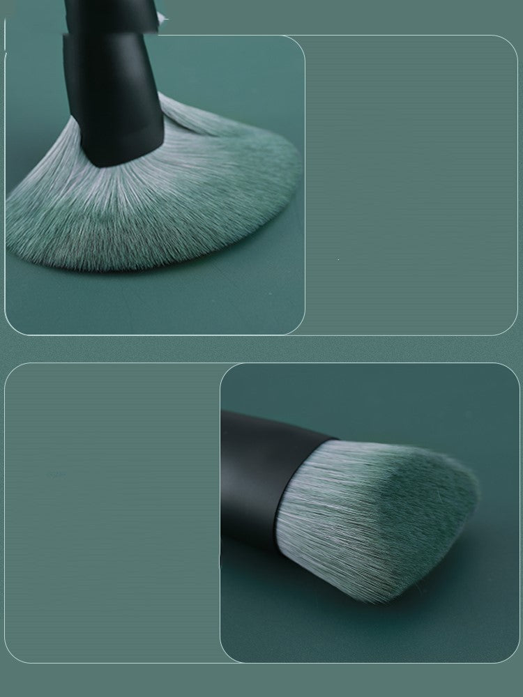 MSQ– 14-Piece Professional Makeup Brush Set.